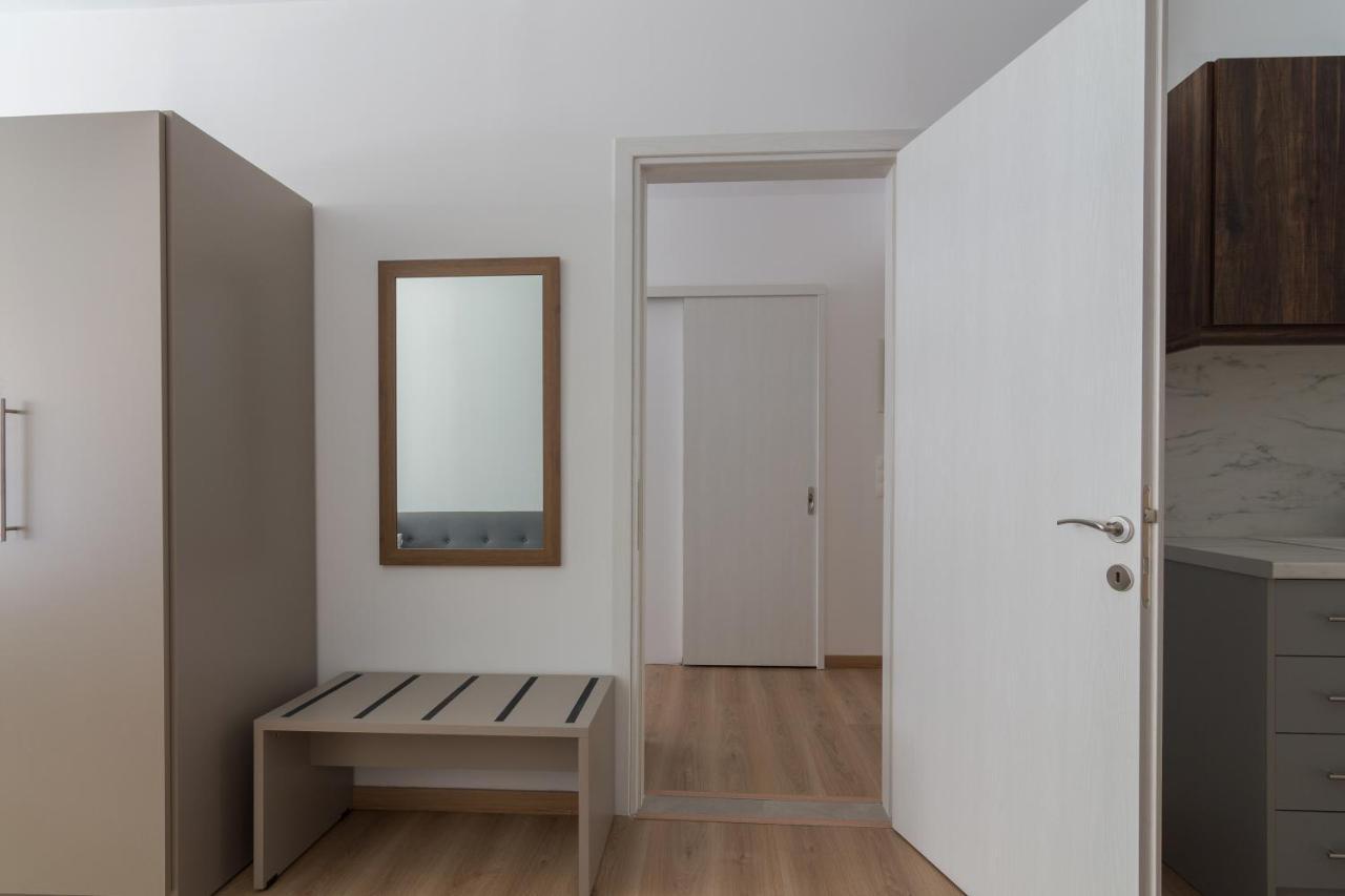 Leochares Lifestyle Apartments - Self Check-In Ateny Zewnętrze zdjęcie